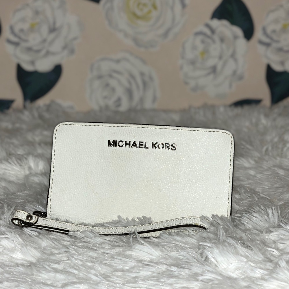 Michael Kors White Wristlet